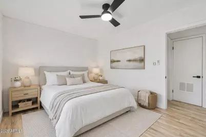 2824 E Chipman Road, Phoenix, AZ 85040 - Photo 14