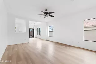 930 E Pedro Rd, Phoenix, AZ 85042 - Photo 16