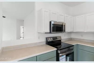 930 E Pedro Road, Phoenix, AZ 85042 - Photo 12