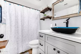 2047 N 54th Ln, Phoenix, AZ 85035 - Photo 20