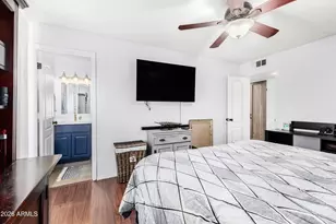 2047 N 54th Ln, Phoenix, AZ 85035 - Photo 18