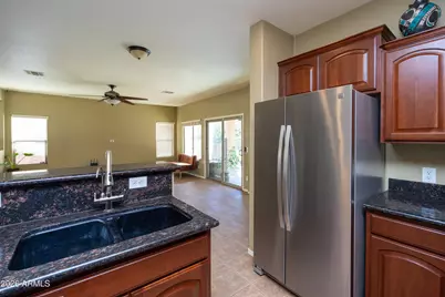 1054 Paso Robles Avenue, Sierra Vista, AZ 85635 - Photo 8