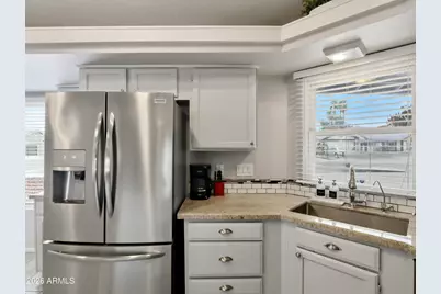 8045 W Columbine Drive, Peoria, AZ 85381 - Photo 10