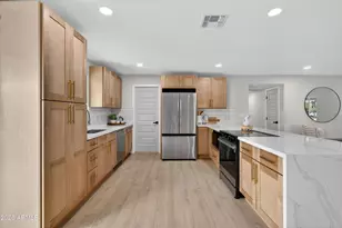 228 S Hill, Mesa, AZ 85204 - Photo 6