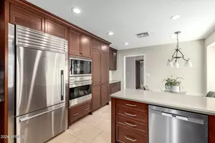 7510 E Windrose Dr, Scottsdale, AZ 85260 - Photo 26