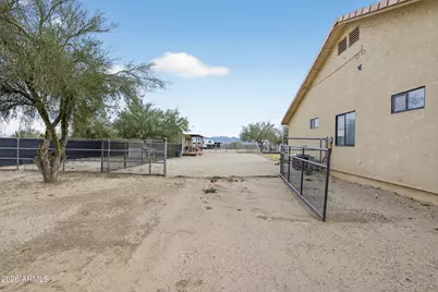 24137 W Blue Sky Drive, Wittmann, AZ 85361 - Photo 20