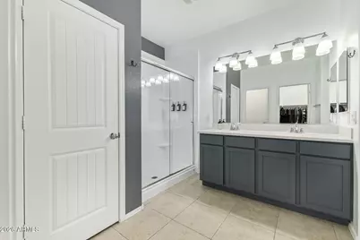 15836 W Lisbon Lane, Surprise, AZ 85379 - Photo 8