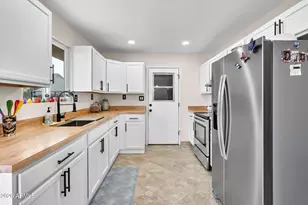 2827 W Foothill Dr, Phoenix, AZ 85027 - Photo 6