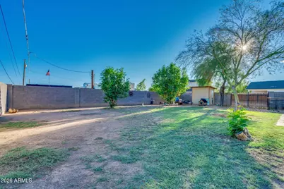 2827 W Foothill Drive, Phoenix, AZ 85027 - Photo 16