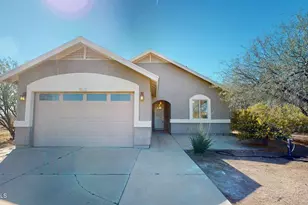 1529 E Cloud Rd, Phoenix, AZ 85086 - Photo 2