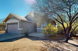 1529 E Cloud Rd, Phoenix, AZ 85086 - Photo 1