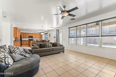 4027 W Saint Charles Avenue, Phoenix, AZ 85041 - Photo 10