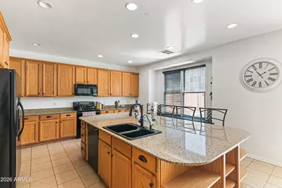 4027 W Saint Charles Avenue, Phoenix, AZ 85041 - Photo 14