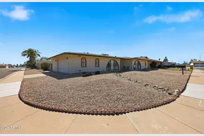 4327 W Echo Lane, Glendale, AZ 85302 - Photo 2