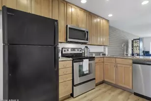 4354 N 82nd St, Scottsdale, AZ 85251 - Photo 2