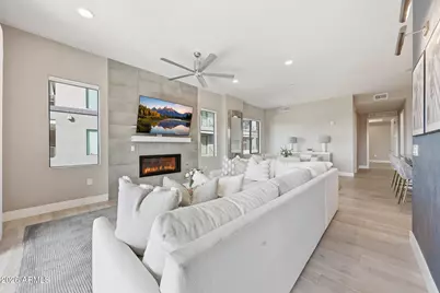 5250 E Deer Valley Drive #258, Phoenix, AZ 85054 - Photo 4