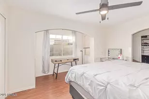 6718 W Catalina Dr, Phoenix, AZ 85033 - Photo 10