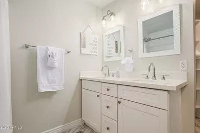 2209 E Windsor Avenue, Phoenix, AZ 85006 - Photo 26