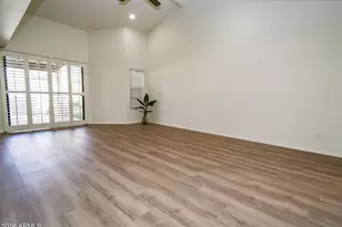 5518 E Paradise Dr, Scottsdale, AZ 85254 - Photo 12