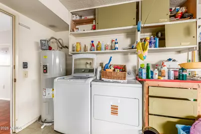 10126 W Brookside Drive, Sun City, AZ 85351 - Photo 24