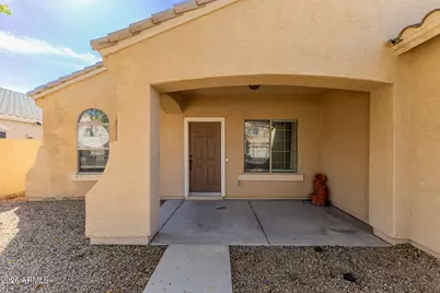 17391 W Hilton Avenue, Goodyear, AZ 85338 - Photo 4