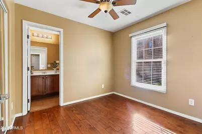 5729 S 21st Place, Phoenix, AZ 85040 - Photo 20