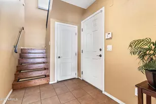 5729 S 21st Pl, Phoenix, AZ 85040 - Photo 18