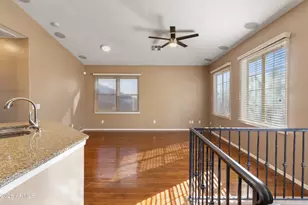 5729 S 21st Pl, Phoenix, AZ 85040 - Photo 10