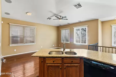 5729 S 21st Place, Phoenix, AZ 85040 - Photo 12