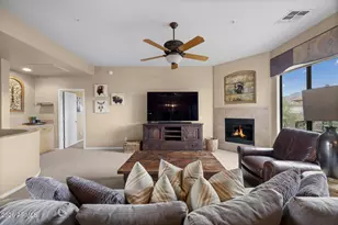 19550 N Grayhawk Dr, Scottsdale, AZ 85255 - Photo 10