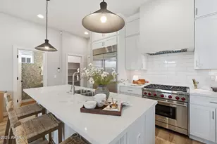 134 W Holcomb Ln, Phoenix, AZ 85003 - Photo 2