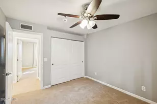 702 W Why Worry Ln, Phoenix, AZ 85021 - Photo 38