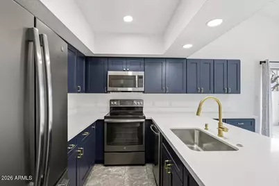 8004 N 32nd Drive #3, Phoenix, AZ 85051 - Photo 6