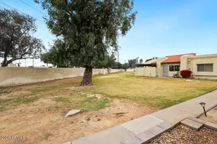 8004 N 32nd Dr, Phoenix, AZ 85051 - Photo 20
