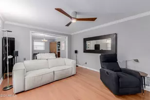 521 W Wilshire Dr, Phoenix, AZ 85003 - Photo 12