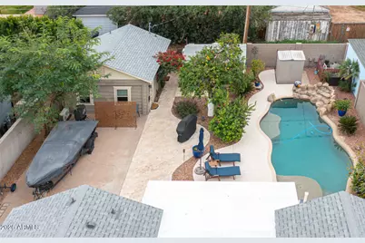 521 W Wilshire Drive, Phoenix, AZ 85003 - Photo 6