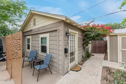 521 W Wilshire Drive, Phoenix, AZ 85003 - Photo 26