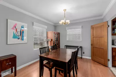 521 W Wilshire Drive, Phoenix, AZ 85003 - Photo 12