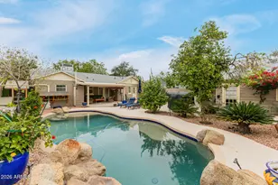 521 W Wilshire Dr, Phoenix, AZ 85003 - Photo 32