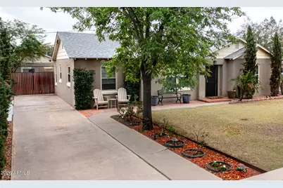 521 W Wilshire Drive, Phoenix, AZ 85003 - Photo 4