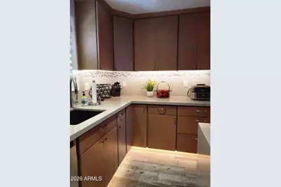 3737 E Turney Avenue #131, Phoenix, AZ 85018 - Photo 2