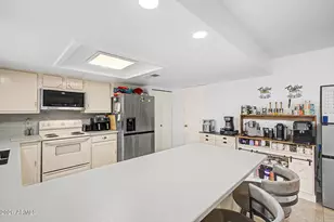 13002 North 23rd Pl, Phoenix, AZ 85022 - Photo 6