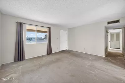 4316 E Grove Street, Phoenix, AZ 85040 - Photo 4