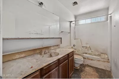 4316 E Grove Street, Phoenix, AZ 85040 - Photo 6