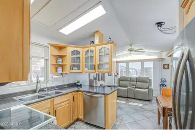 7750 E Broadway Road #724, Mesa, AZ 85208 - Photo 8