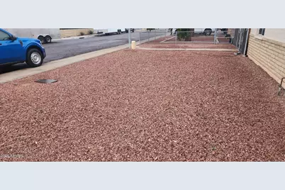 8322 N 60th Avenue, Glendale, AZ 85302 - Photo 6