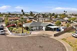 3008 N 45th Dr, Phoenix, AZ 85031 - Photo 4