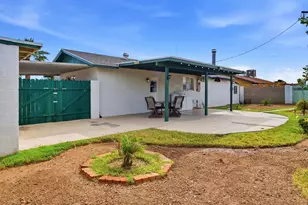 3008 N 45th Dr, Phoenix, AZ 85031 - Photo 6