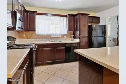 3008 N 45th Drive, Phoenix, AZ 85031 - Photo 14