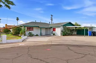 3008 N 45th Dr, Phoenix, AZ 85031 - Photo 2